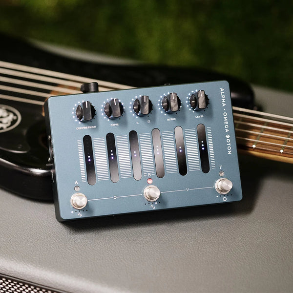 Darkglass Alpha Omega Photon Bass Preamp / Distortion Pedal