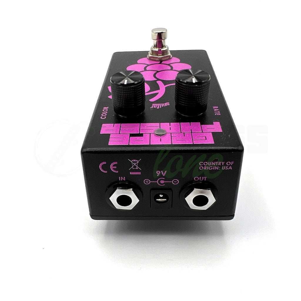 9V input and output view of the Aguilar Grape Phaser Bass Pedal