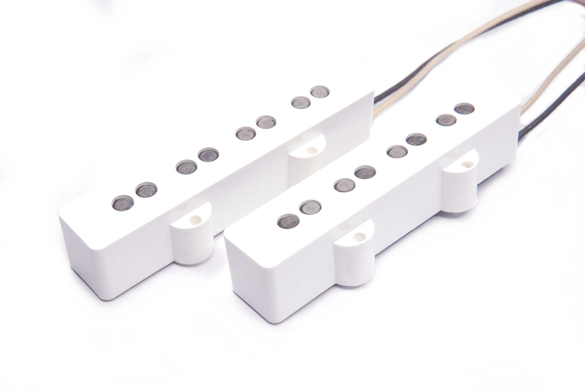 Front view of Kloppmann 4 String Jazz Bass Pickups with White Covers