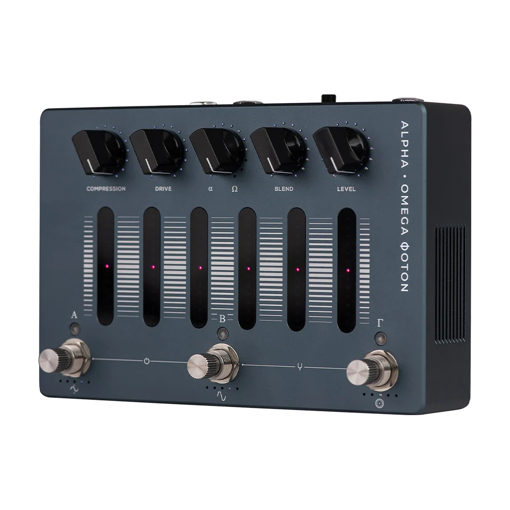 Darkglass Alpha Omega Photon Bass Preamp / Distortion Pedal
