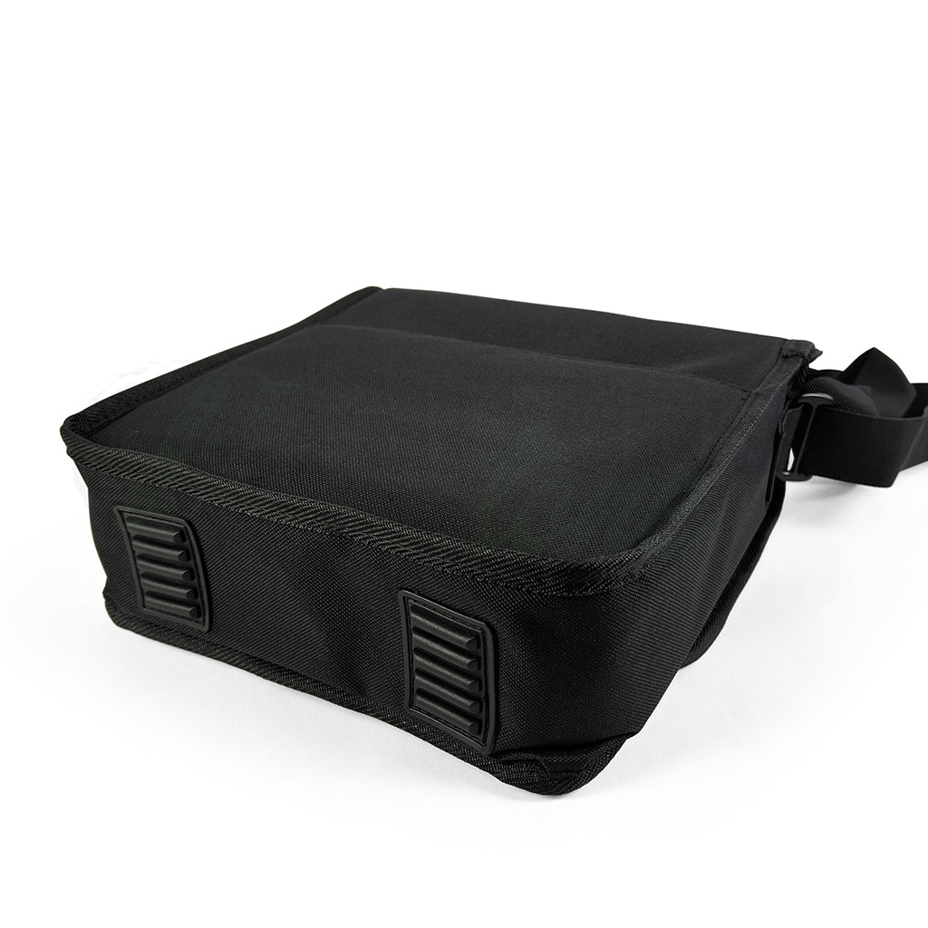 back view of the Genzler Magellan 350 Padded Carry Bag showing the bottom reinforcement