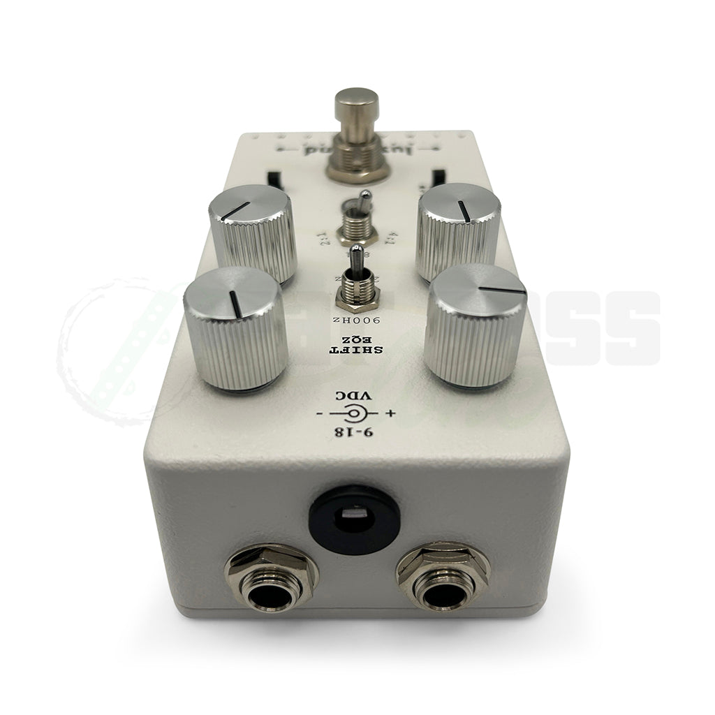 edge view of the N348SP showing the input and output jack with the DC connection for 9-18 Volts