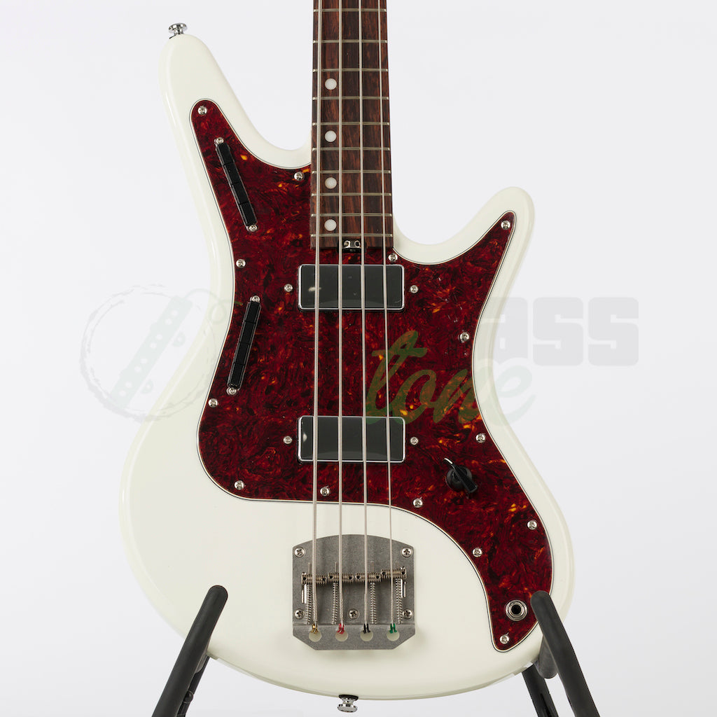 front body view of the olympic white version of the Nordstrand Acinonyx Short Scale Cat Bass