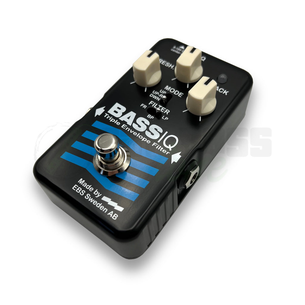 Alternate front view of EBS BassIQ Blue Label Bass Pedal