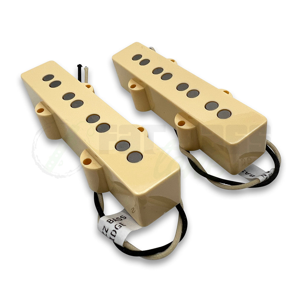 Lindy Fralin 4 String Jazz Bass® Pickups front view with cream pickup covers
