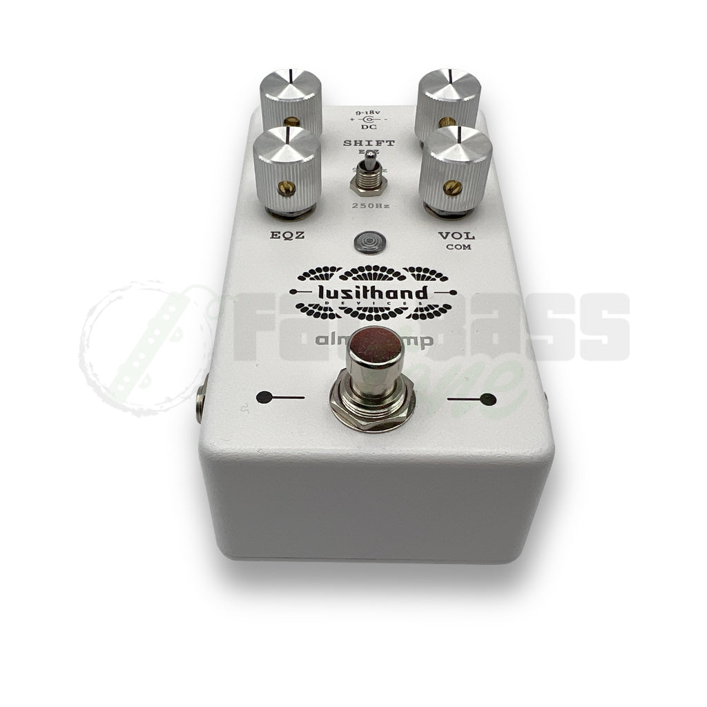 front angle #2 Lusithand Alma Bass Compressor Pedal
